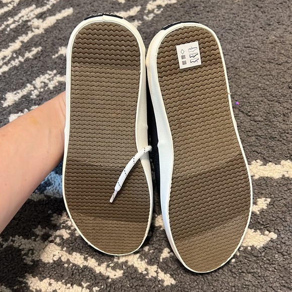 Sperry kid size 4 navy boat shoes new - Picture 5 of 7